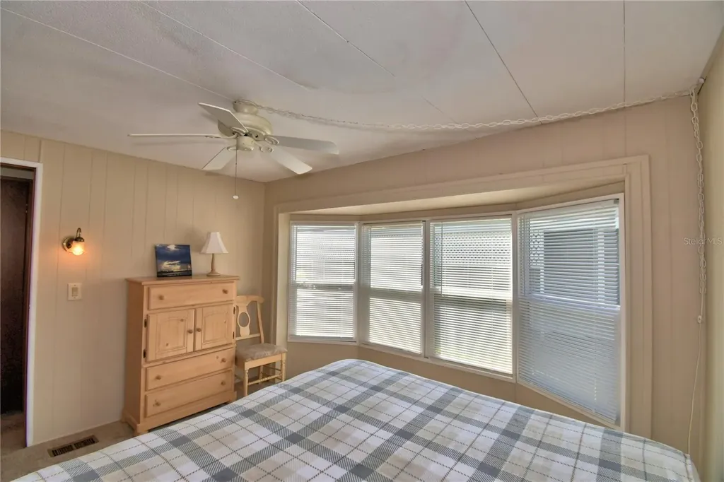 117 Holiday Lane Auburndale FL 33823