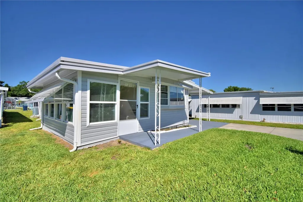 117 Holiday Lane Auburndale FL 33823