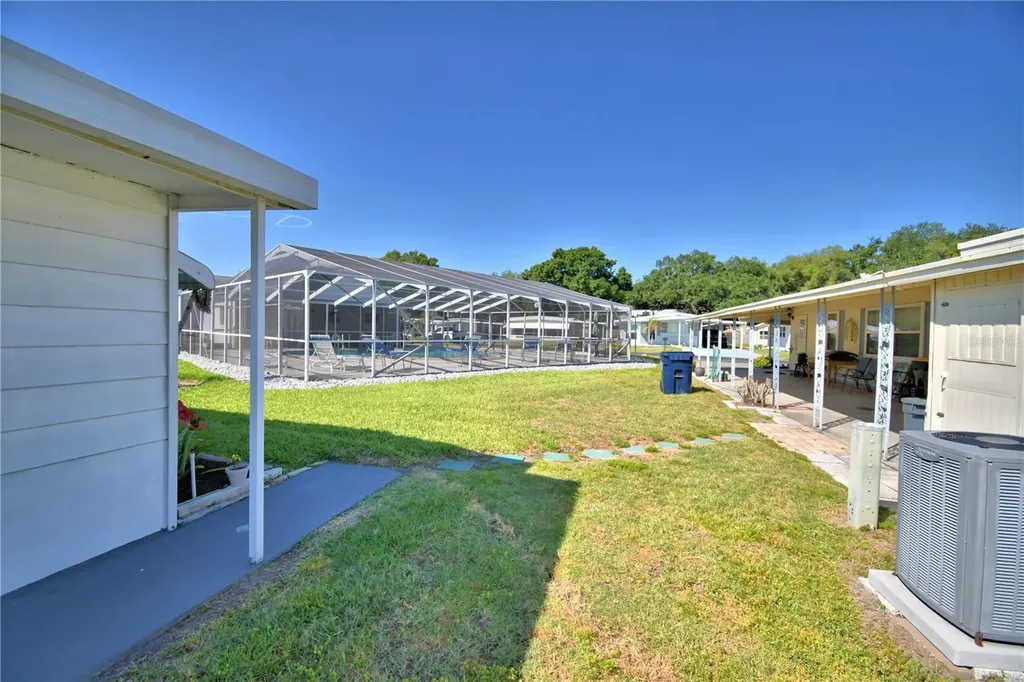 117 Holiday Lane Auburndale FL 33823