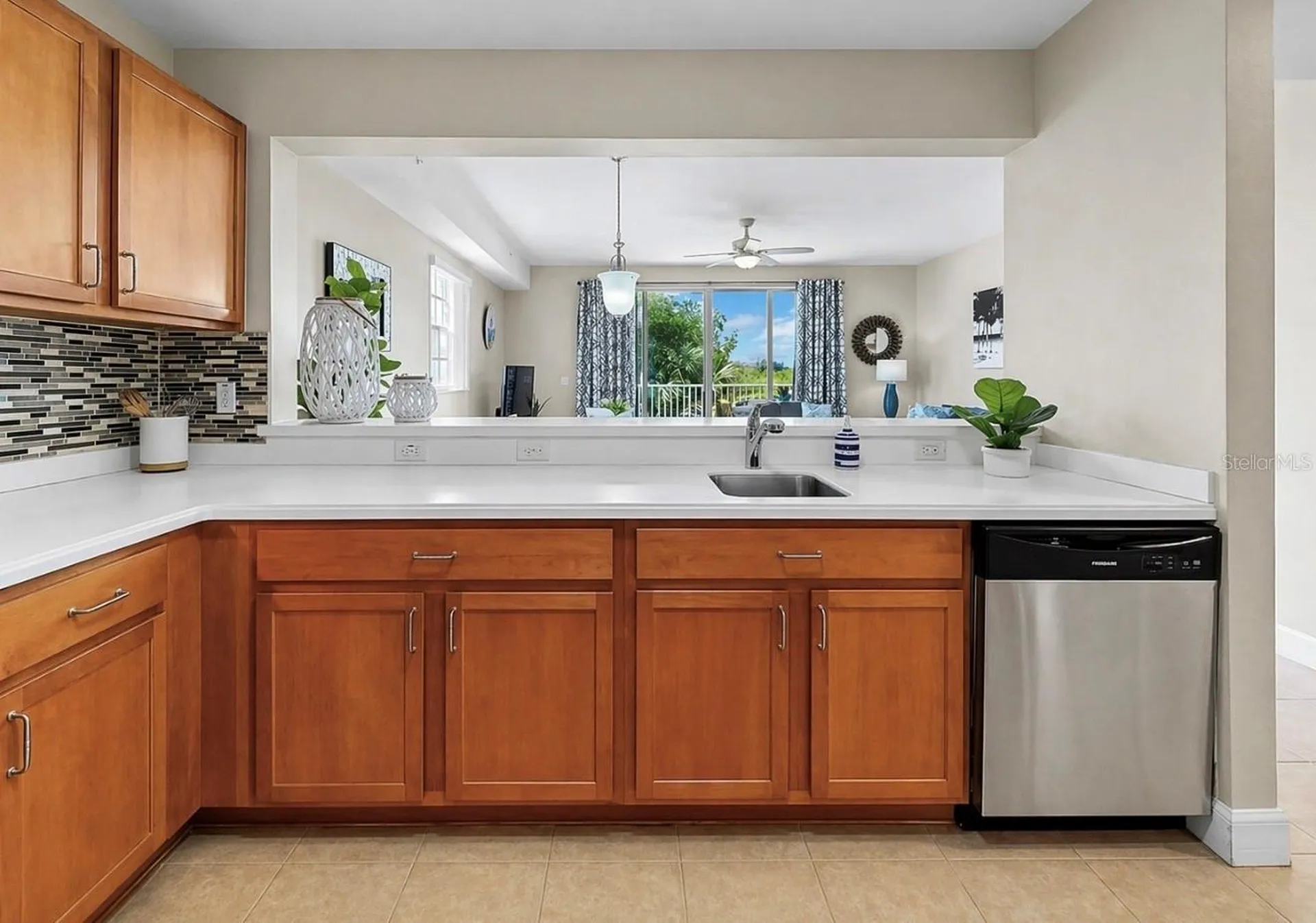 3202 Mangrove Point Drive Ruskin FL 33570