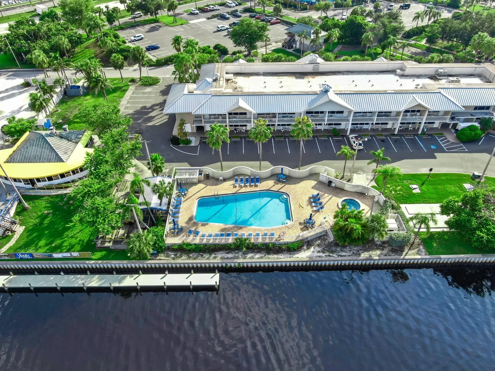 3202 Mangrove Point Drive Ruskin FL 33570