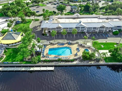 3202 Mangrove Point Drive Ruskin FL 33570