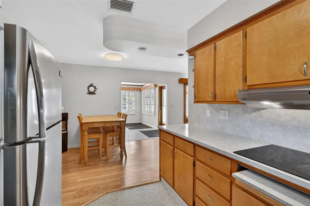 1610 Valencia Drive W Largo FL 33778