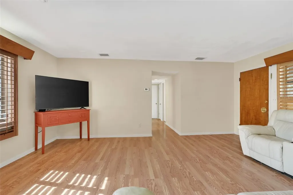 1610 Valencia Drive W Largo FL 33778