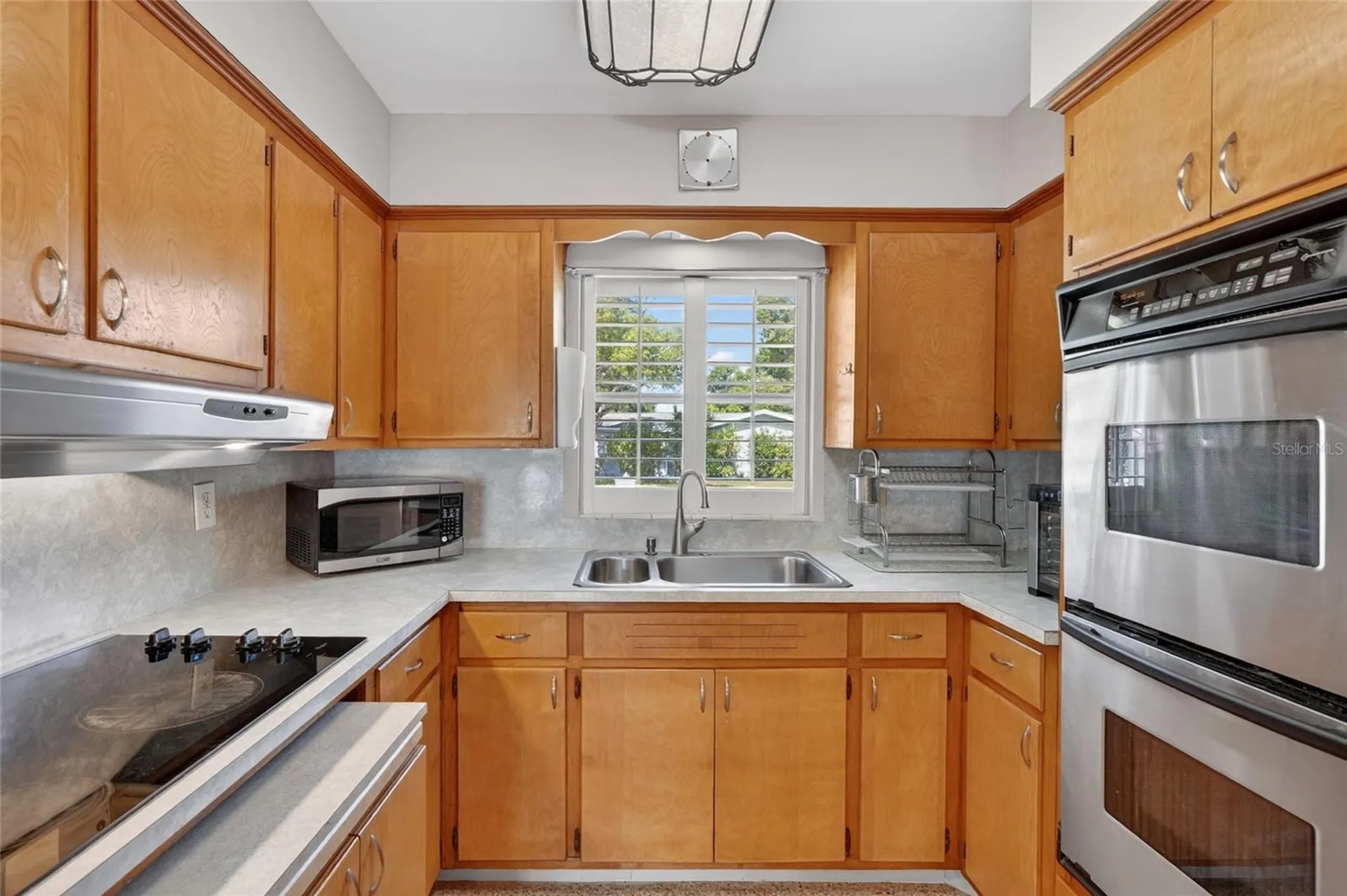 1610 Valencia Drive W Largo FL 33778