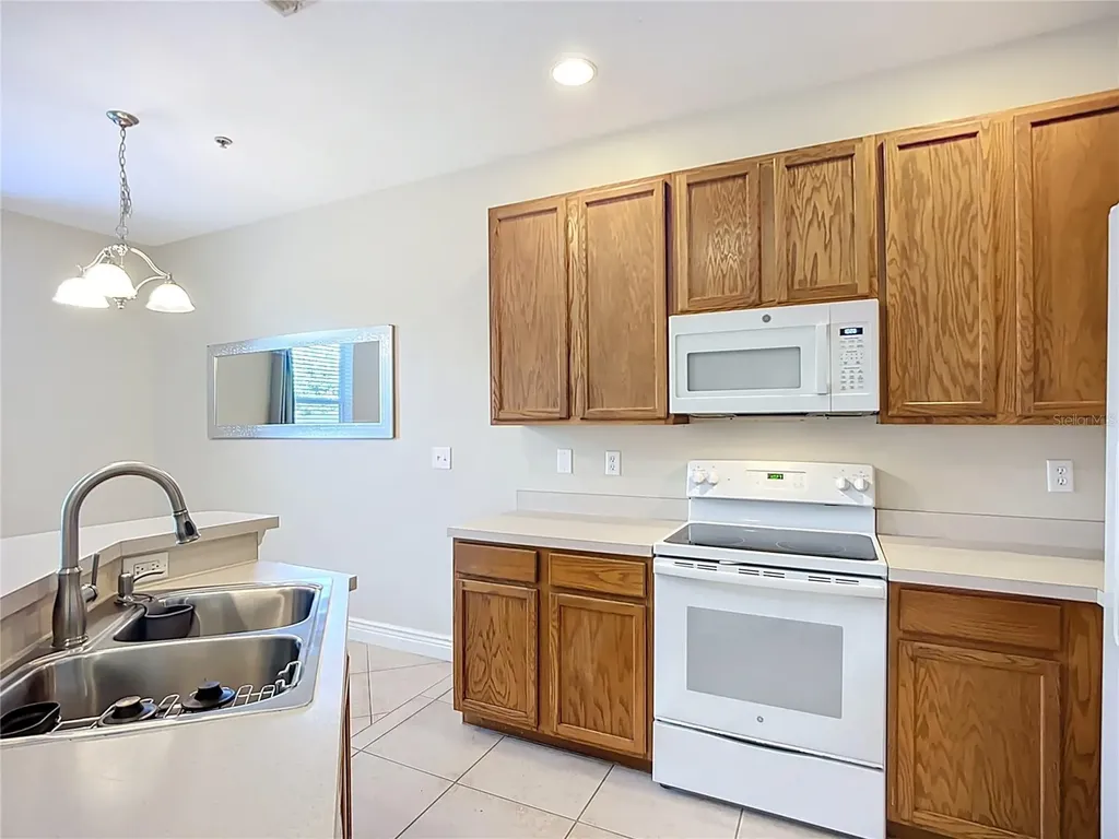 3884 Deberry Drive Sarasota FL 34233