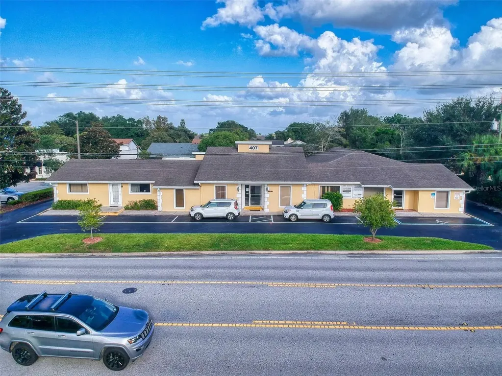 407 Lake Howell Road Maitland FL 32751