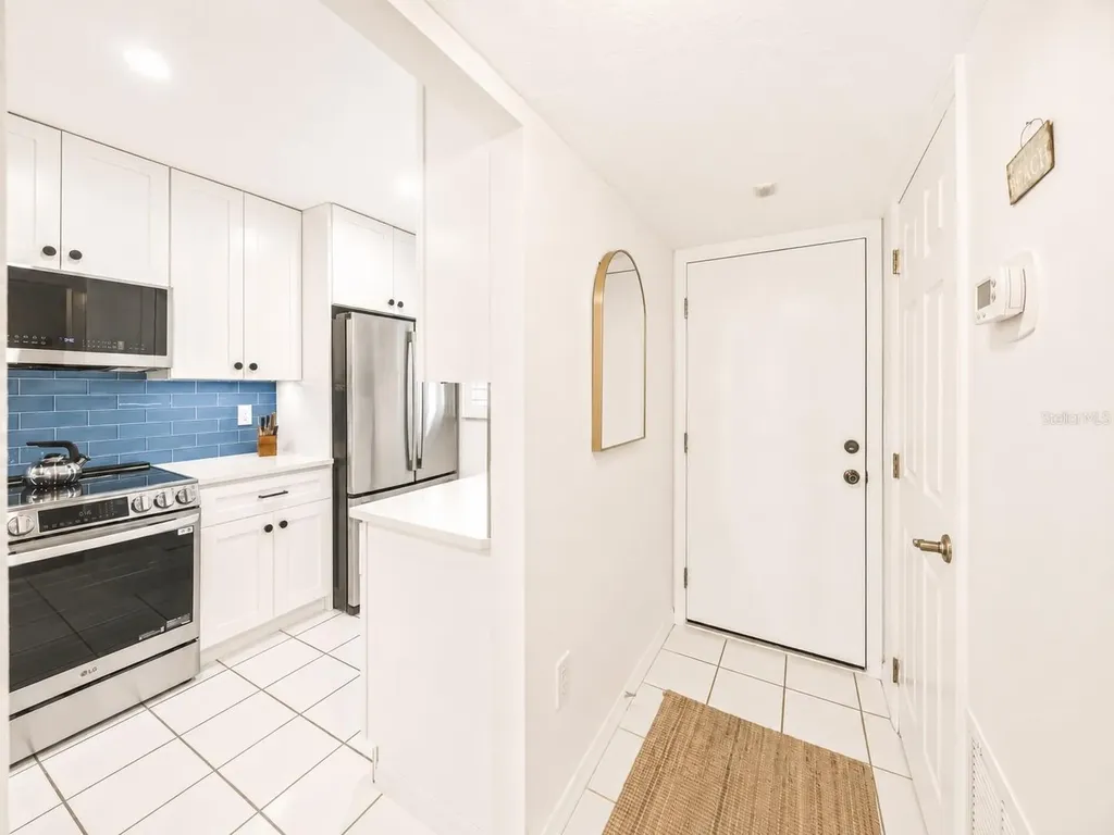 6236 Midnight Pass Road Sarasota FL 34242
