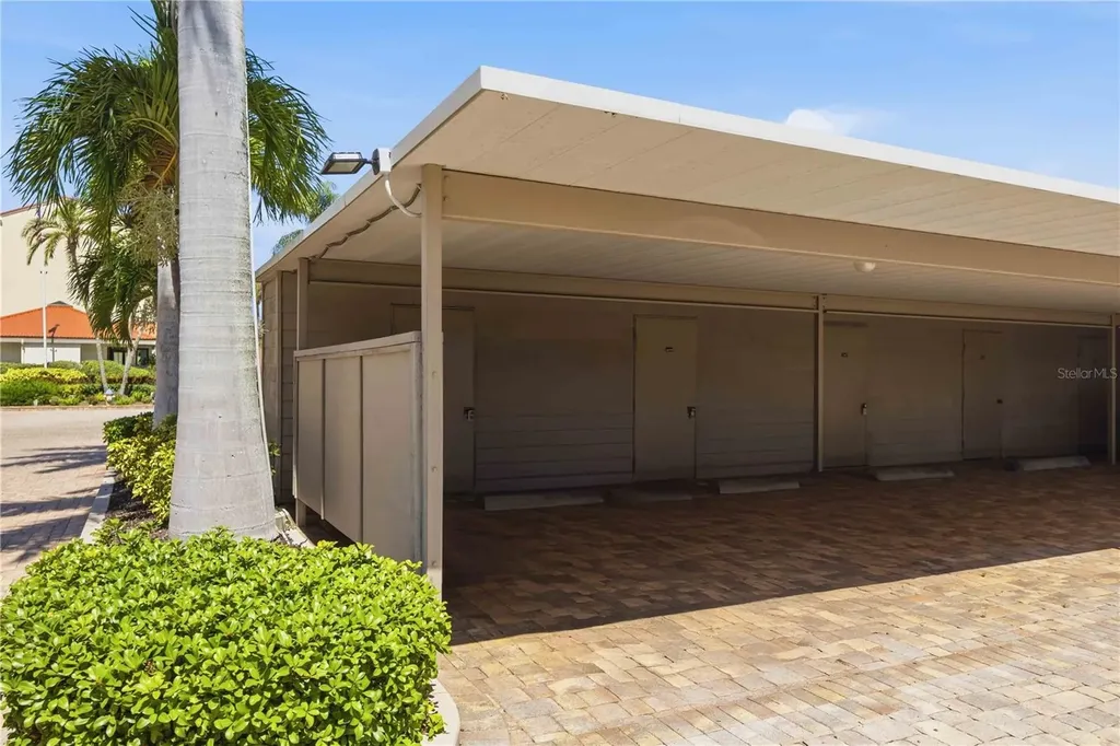 6236 Midnight Pass Road Sarasota FL 34242