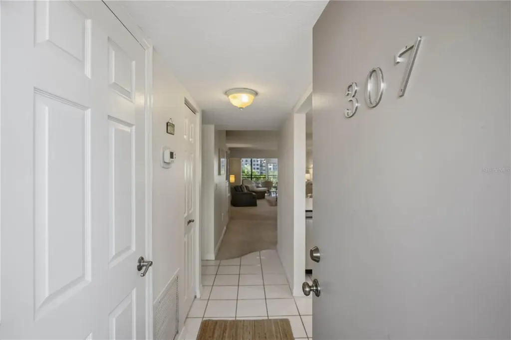 6236 Midnight Pass Road Sarasota FL 34242