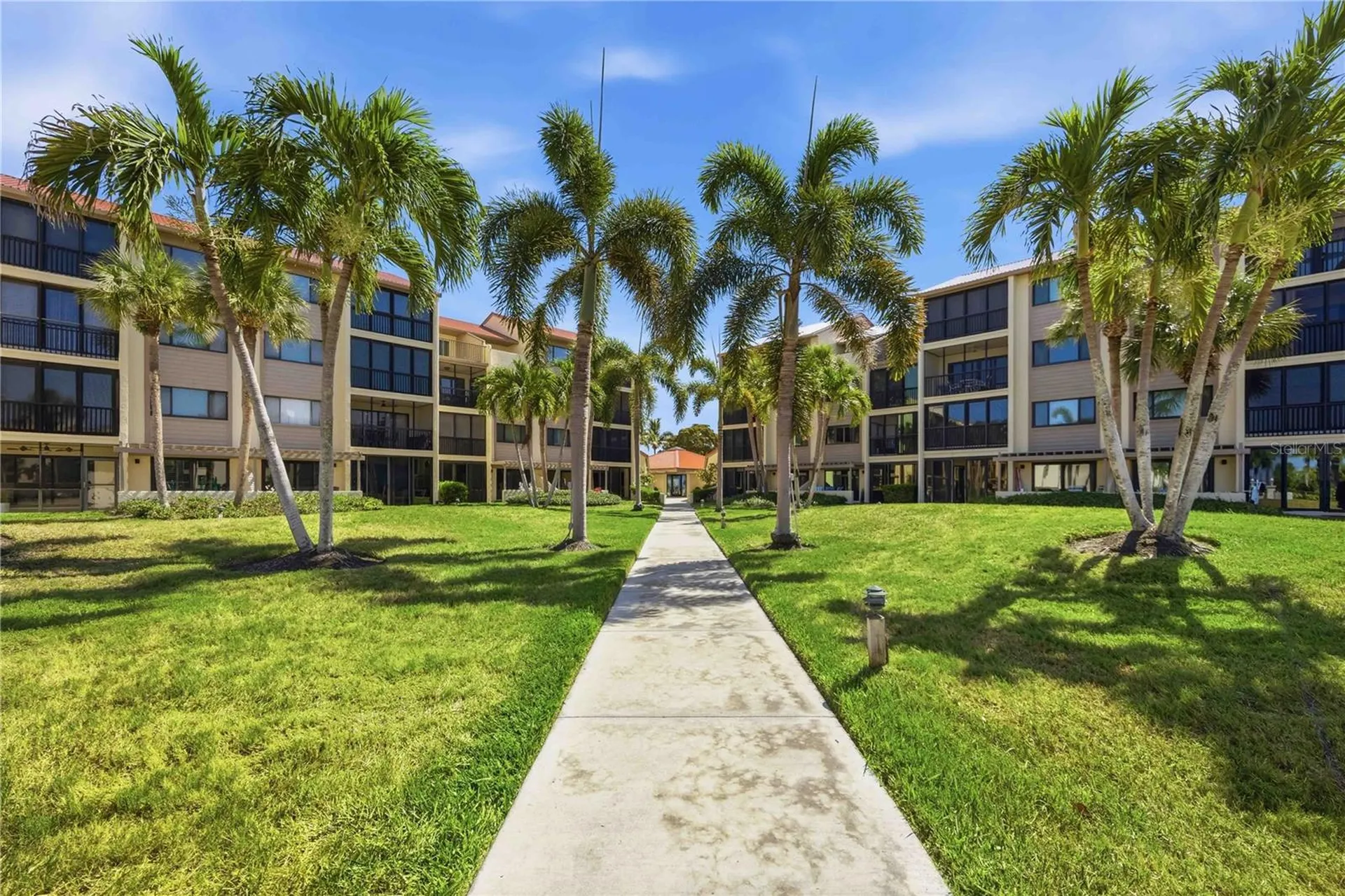 6236 Midnight Pass Road Sarasota FL 34242