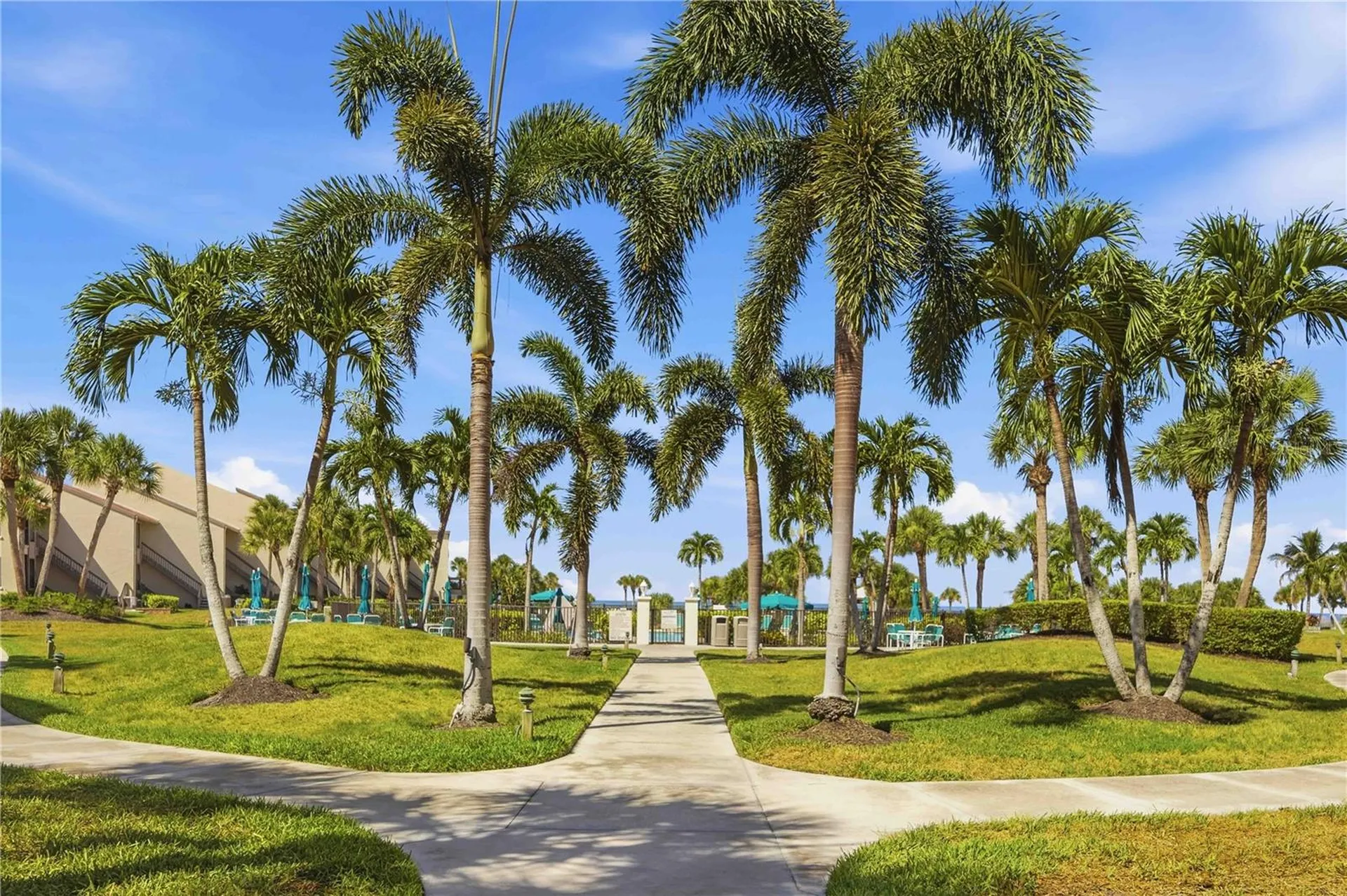 6236 Midnight Pass Road Sarasota FL 34242