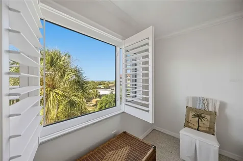 6236 Midnight Pass Road Sarasota FL 34242