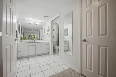6236 Midnight Pass Road Sarasota FL 34242