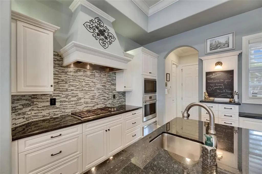 624 Balibay Road Apollo Beach FL 33572