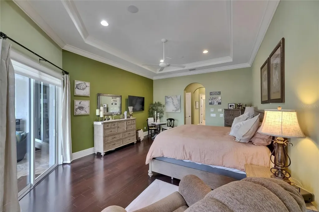 624 Balibay Road Apollo Beach FL 33572