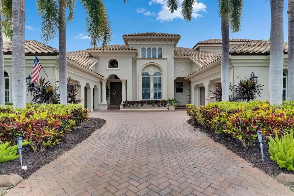 624 Balibay Road Apollo Beach FL 33572