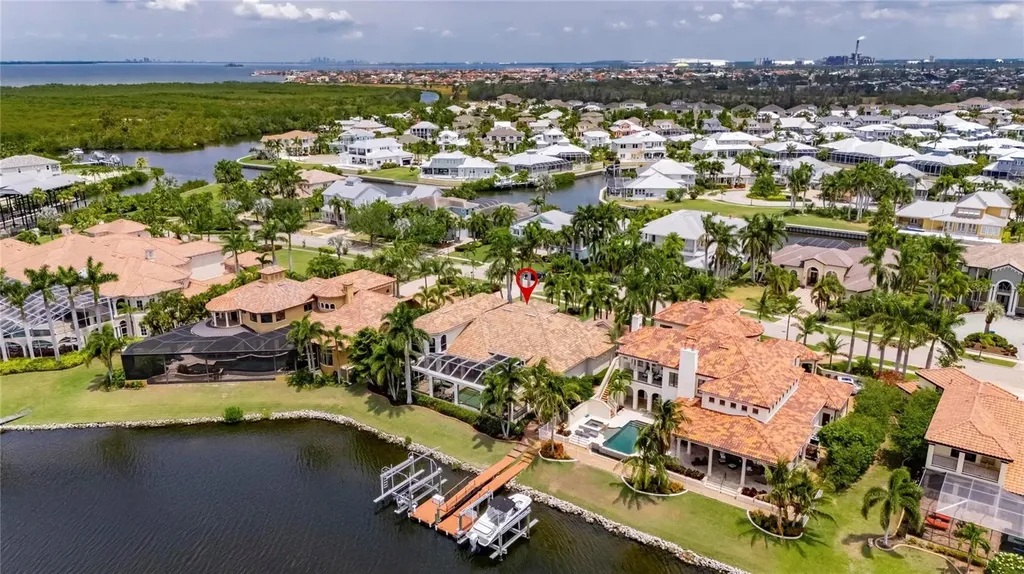 624 Balibay Road Apollo Beach FL 33572