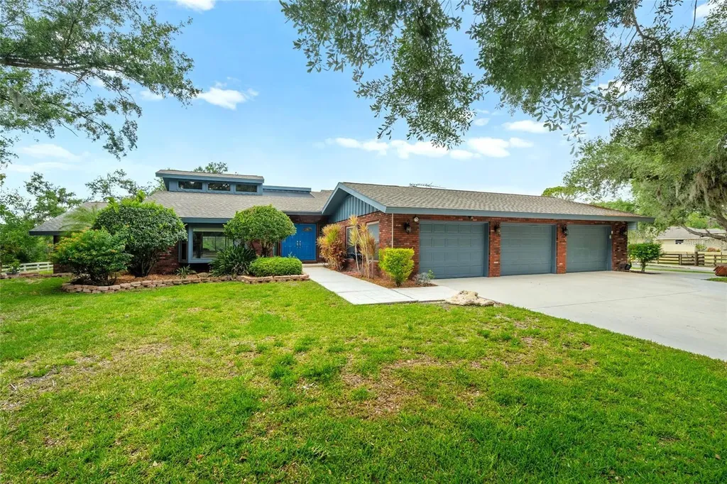 140 Cowpen Lane Sarasota FL 34240