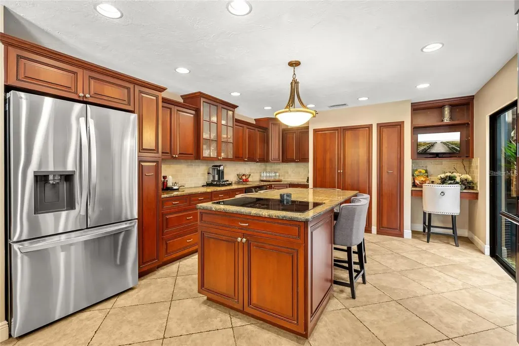 140 Cowpen Lane Sarasota FL 34240