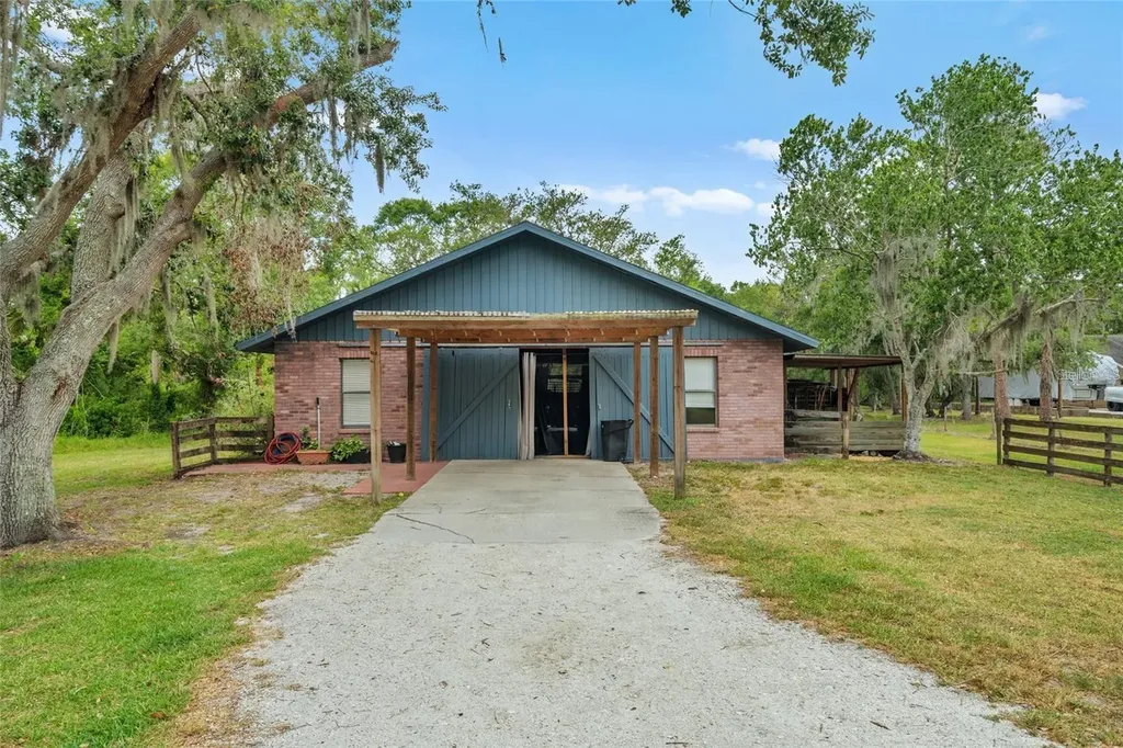 140 Cowpen Lane Sarasota FL 34240