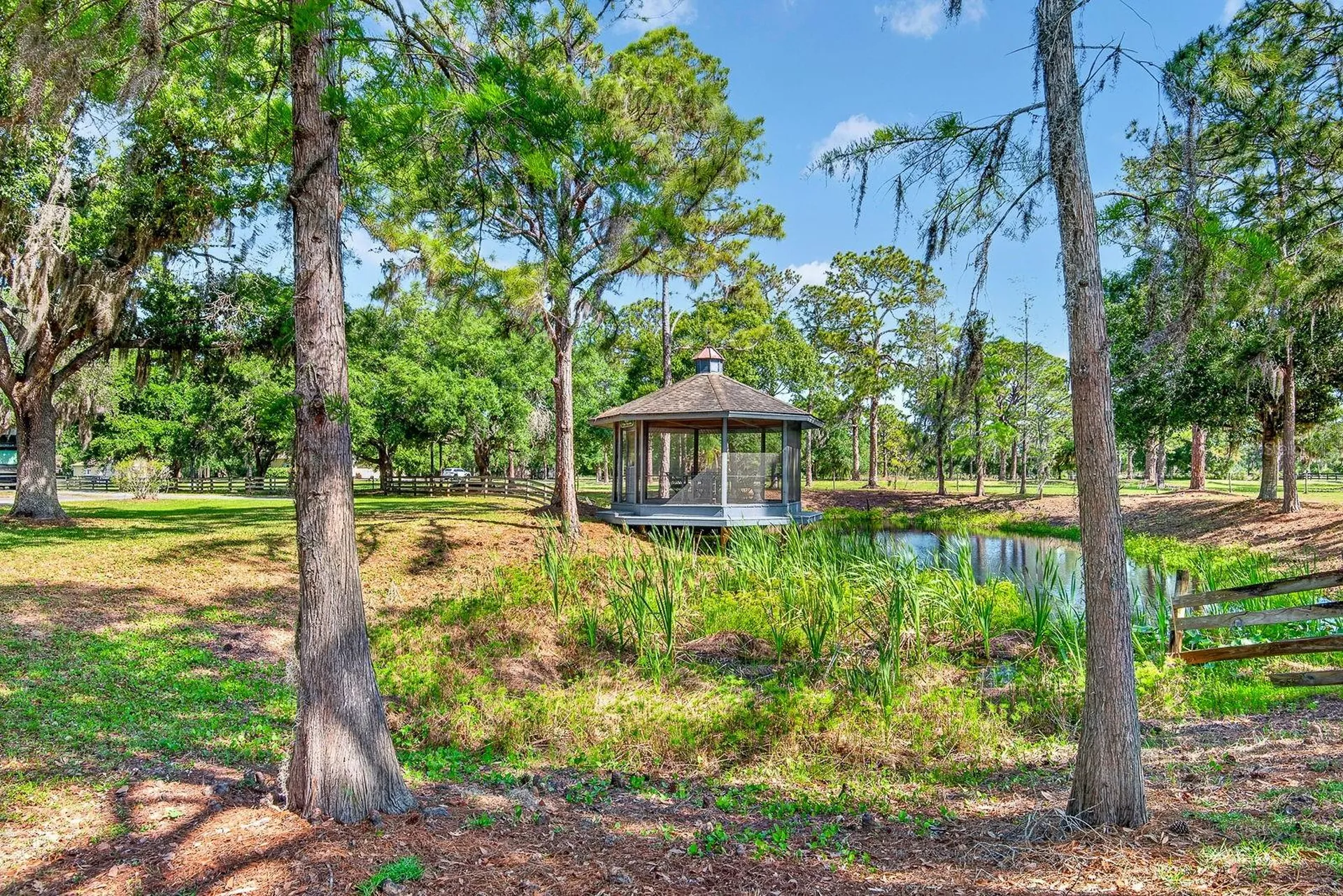 140 Cowpen Lane Sarasota FL 34240