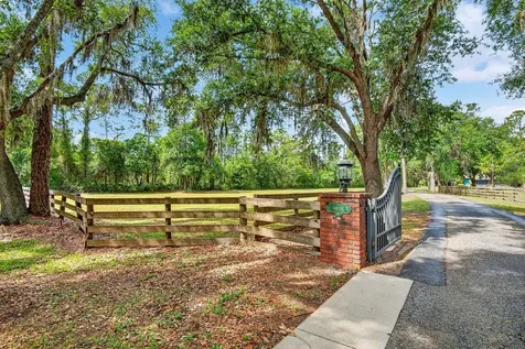 140 Cowpen Lane Sarasota FL 34240
