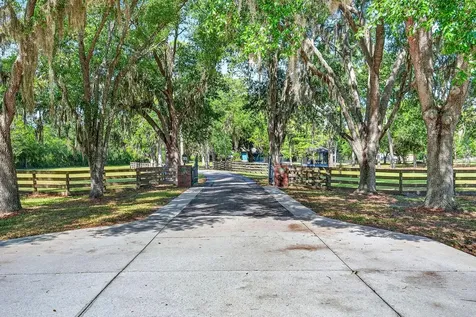 140 Cowpen Lane Sarasota FL 34240