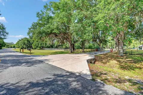 140 Cowpen Lane Sarasota FL 34240