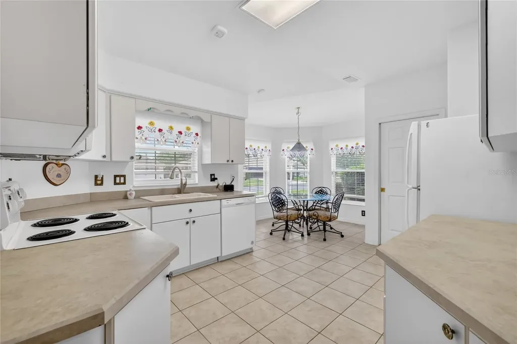27545 Discover Court Leesburg FL 34748