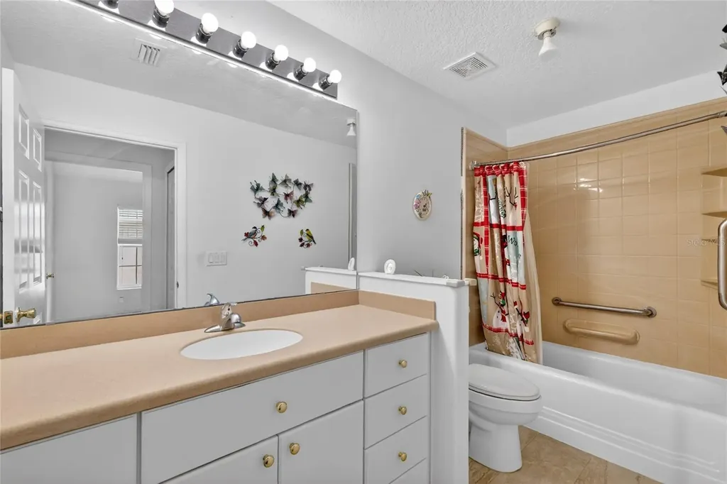 27545 Discover Court Leesburg FL 34748