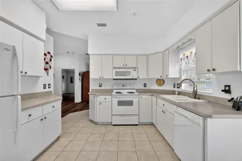 27545 Discover Court Leesburg FL 34748