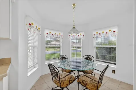 27545 Discover Court Leesburg FL 34748