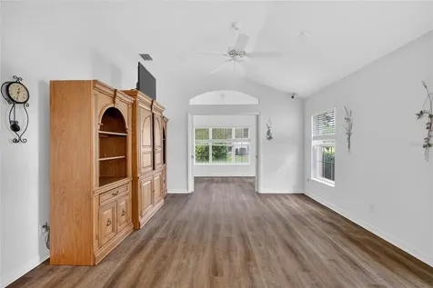 27545 Discover Court Leesburg FL 34748