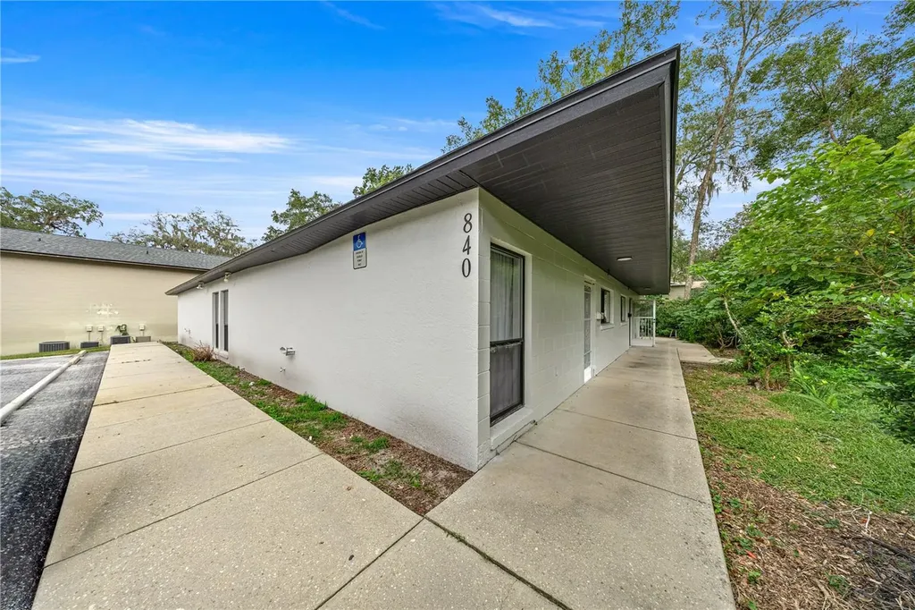 840 NE 3rd Street Ocala FL 34470