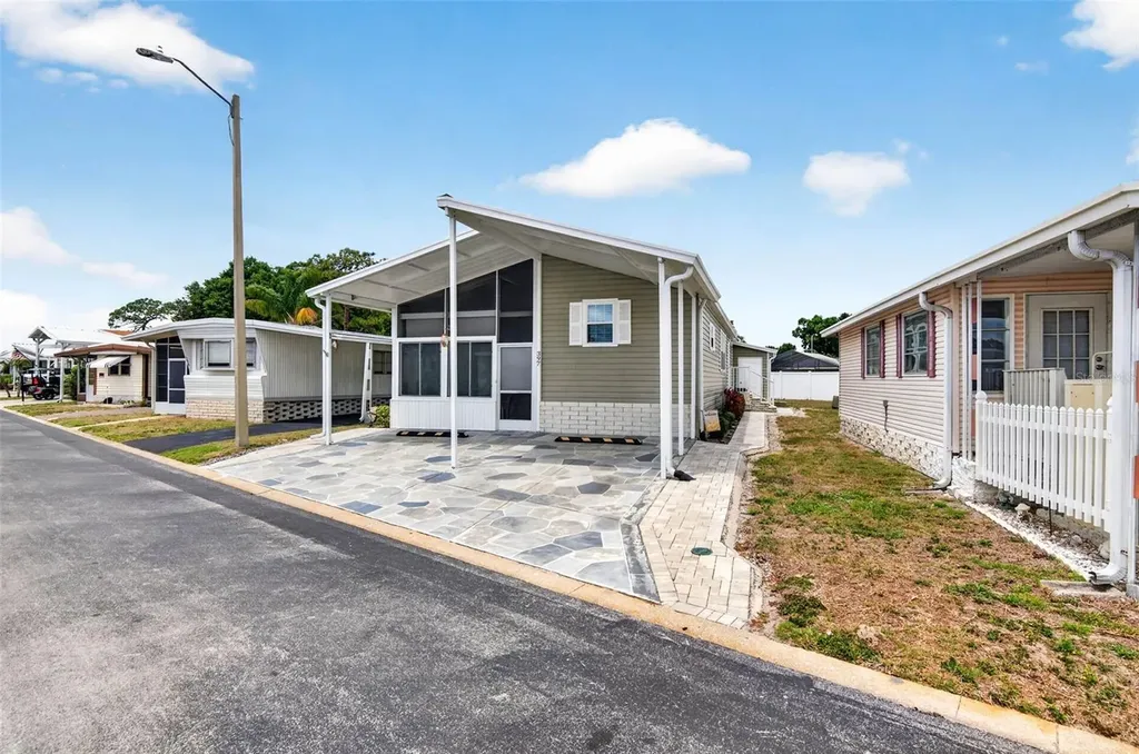 9790 66th Street N Pinellas Park FL 33782