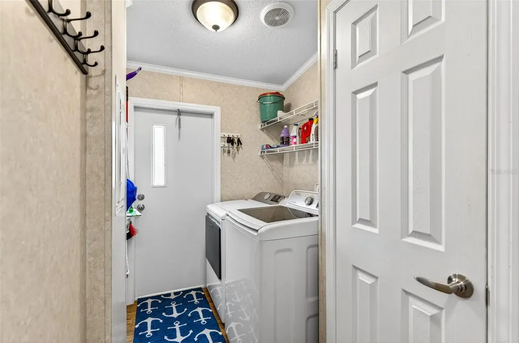 9790 66th Street N Pinellas Park FL 33782