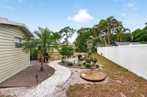 9790 66th Street N Pinellas Park FL 33782