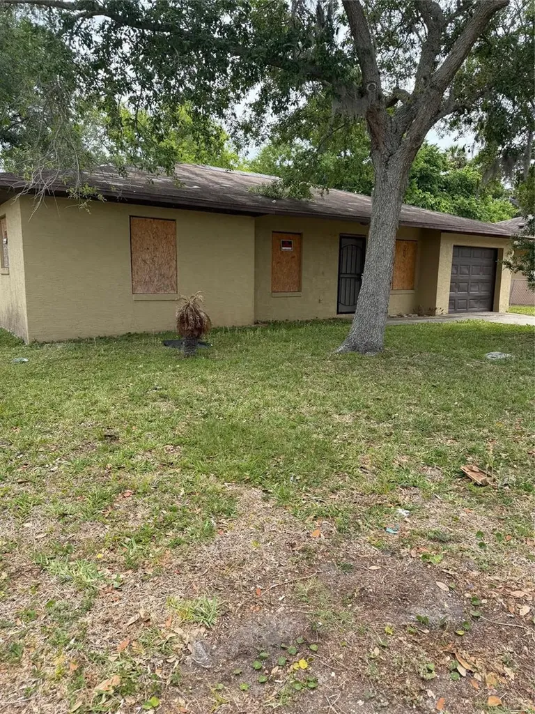 501 Loomis Trail Daytona Beach FL 32114