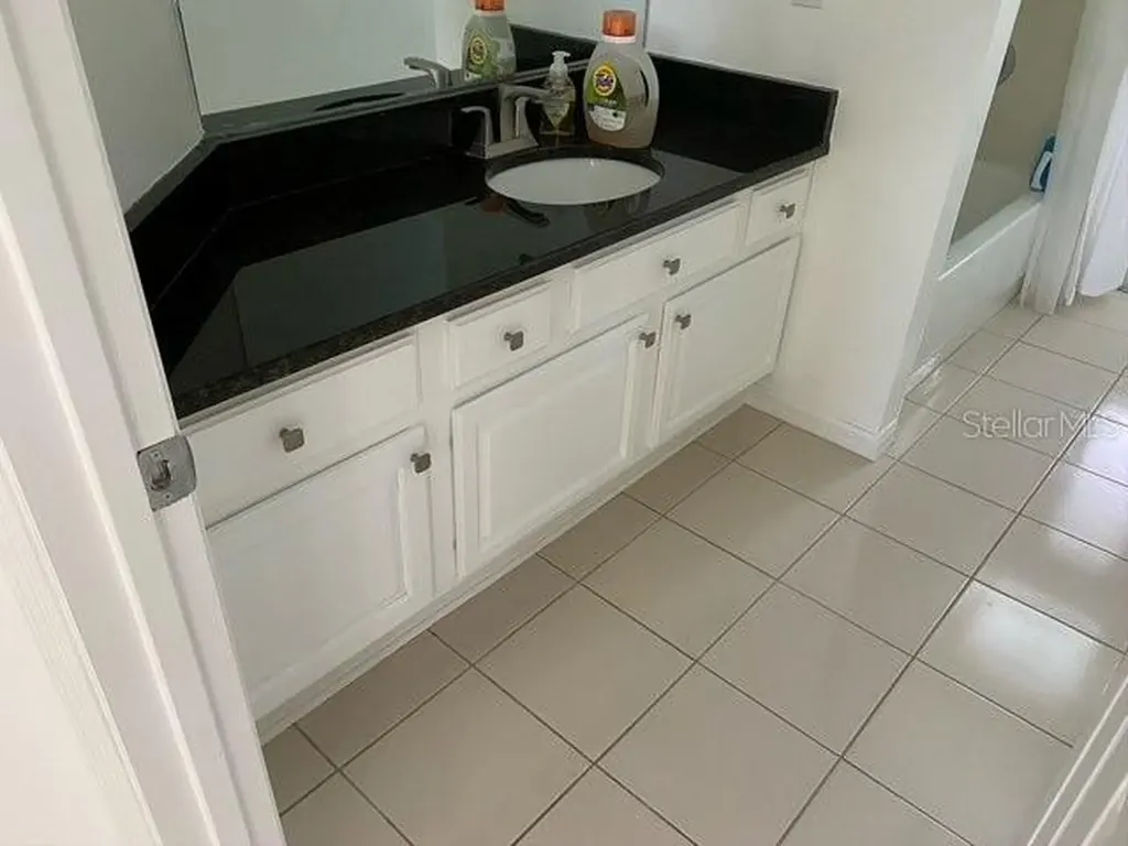 2435 Sweetwater Cc Place Drive Apopka FL 32712