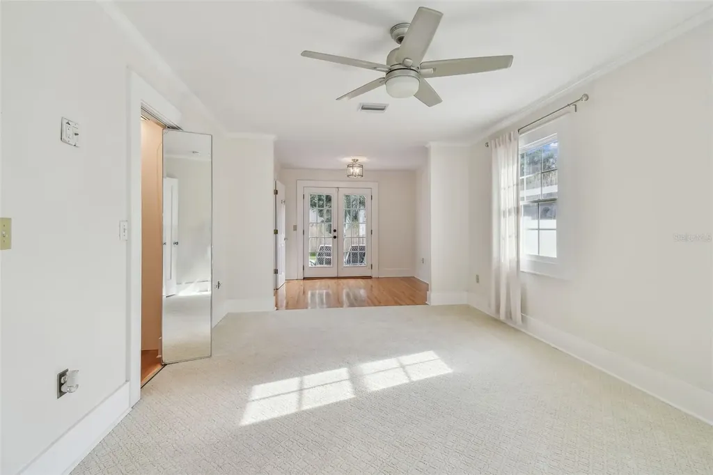 3120 S Julia Circle Tampa FL 33629