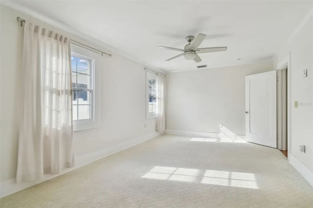 3120 S Julia Circle Tampa FL 33629