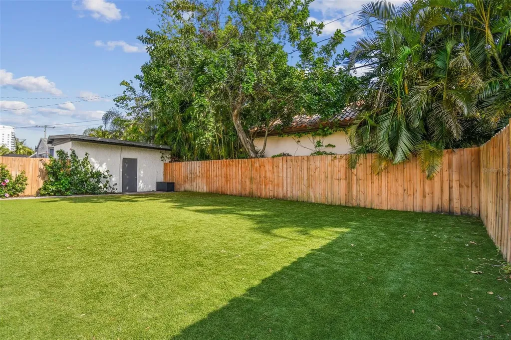 3120 S Julia Circle Tampa FL 33629