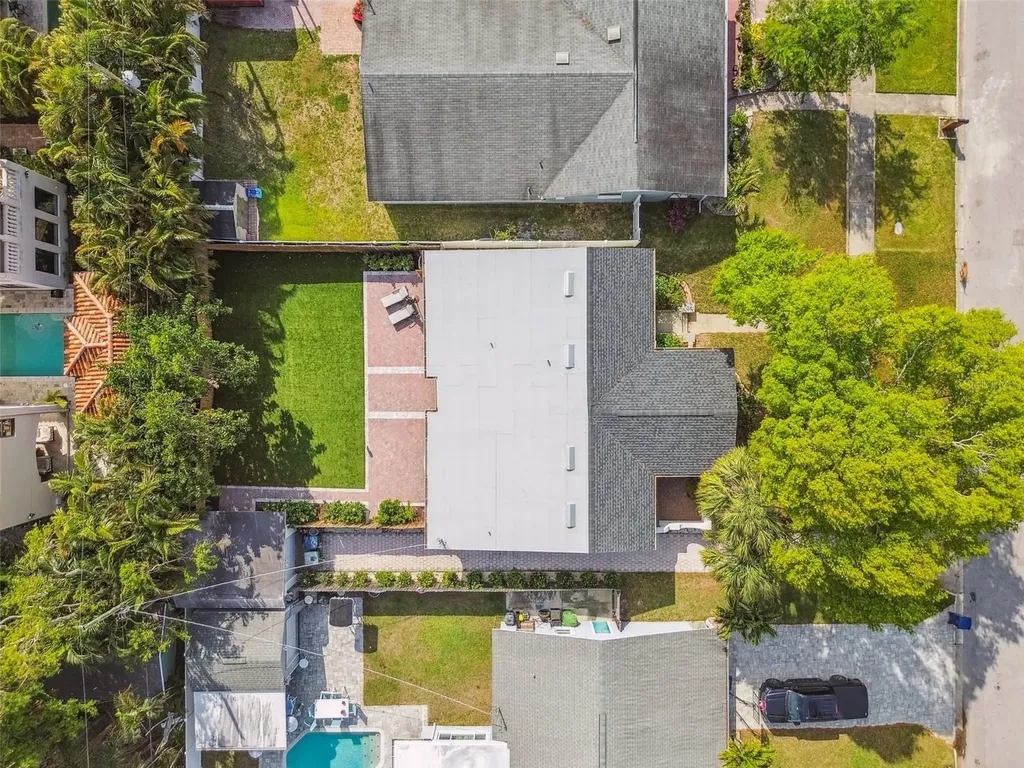 3120 S Julia Circle Tampa FL 33629