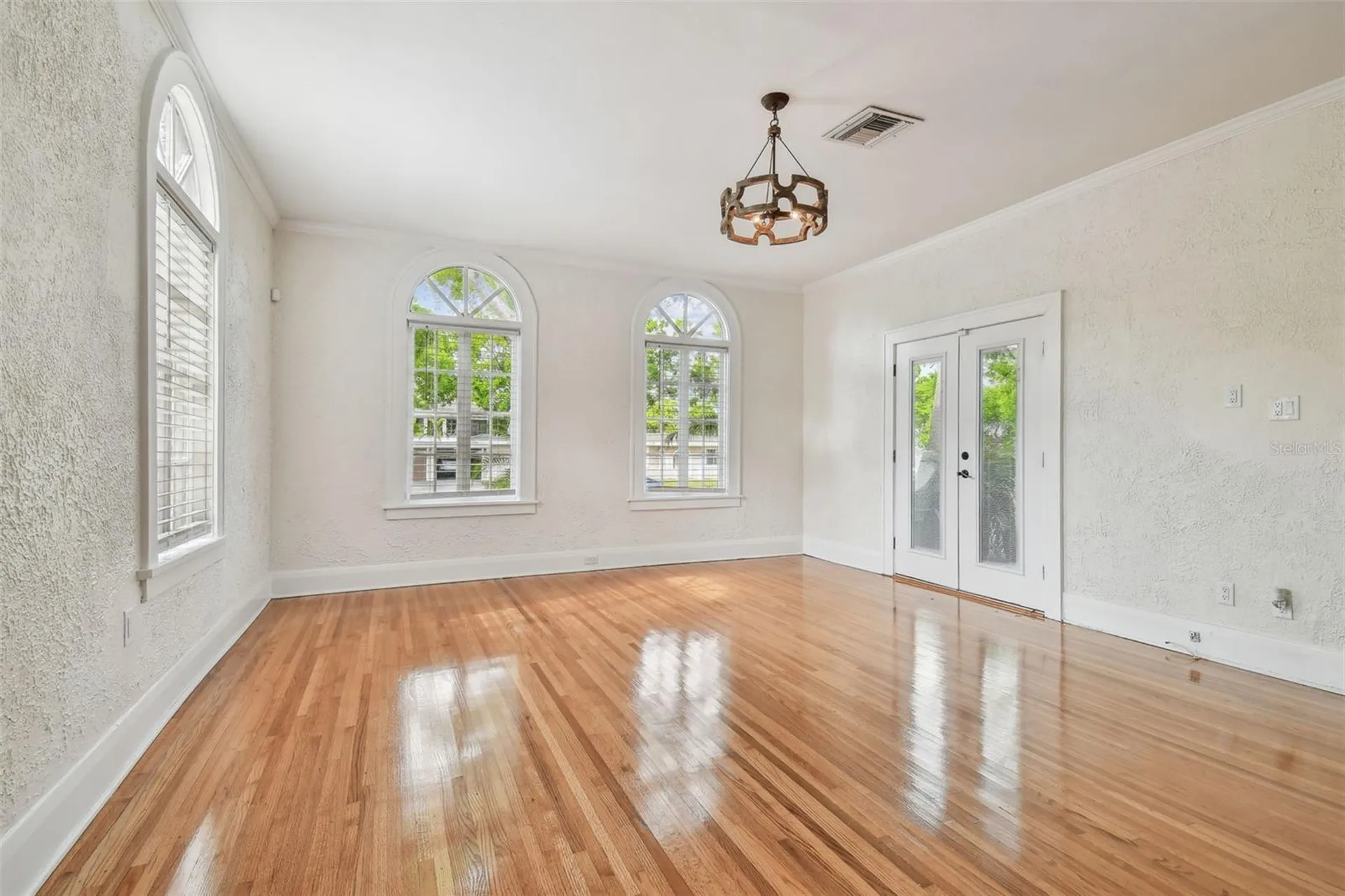 3120 S Julia Circle Tampa FL 33629
