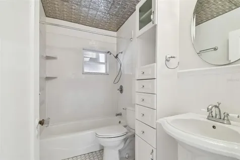 3120 S Julia Circle Tampa FL 33629