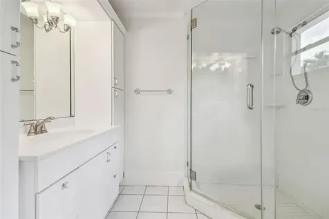 3120 S Julia Circle Tampa FL 33629
