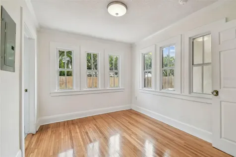 3120 S Julia Circle Tampa FL 33629