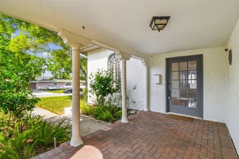 3120 S Julia Circle Tampa FL 33629