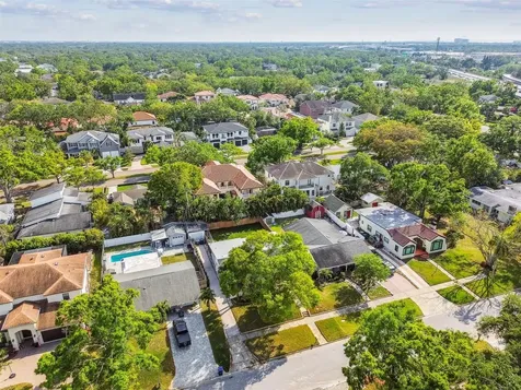 3120 S Julia Circle Tampa FL 33629